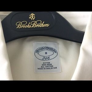 White Brooks Brothers short sleeve blouse. No iron
